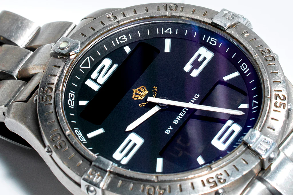 Breitling Dial with Crown